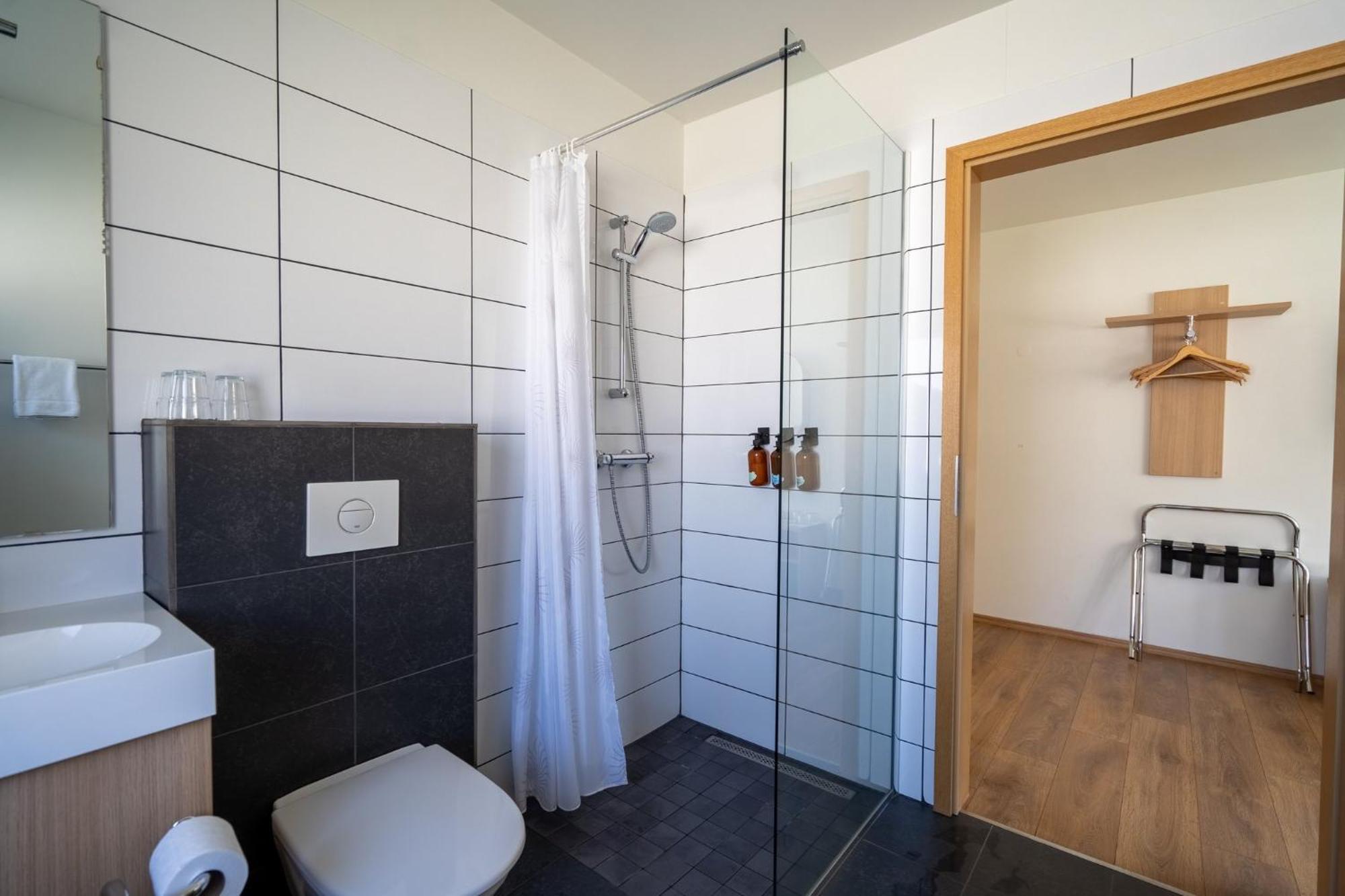 Hotel Eskifjoerthur Екстериор снимка